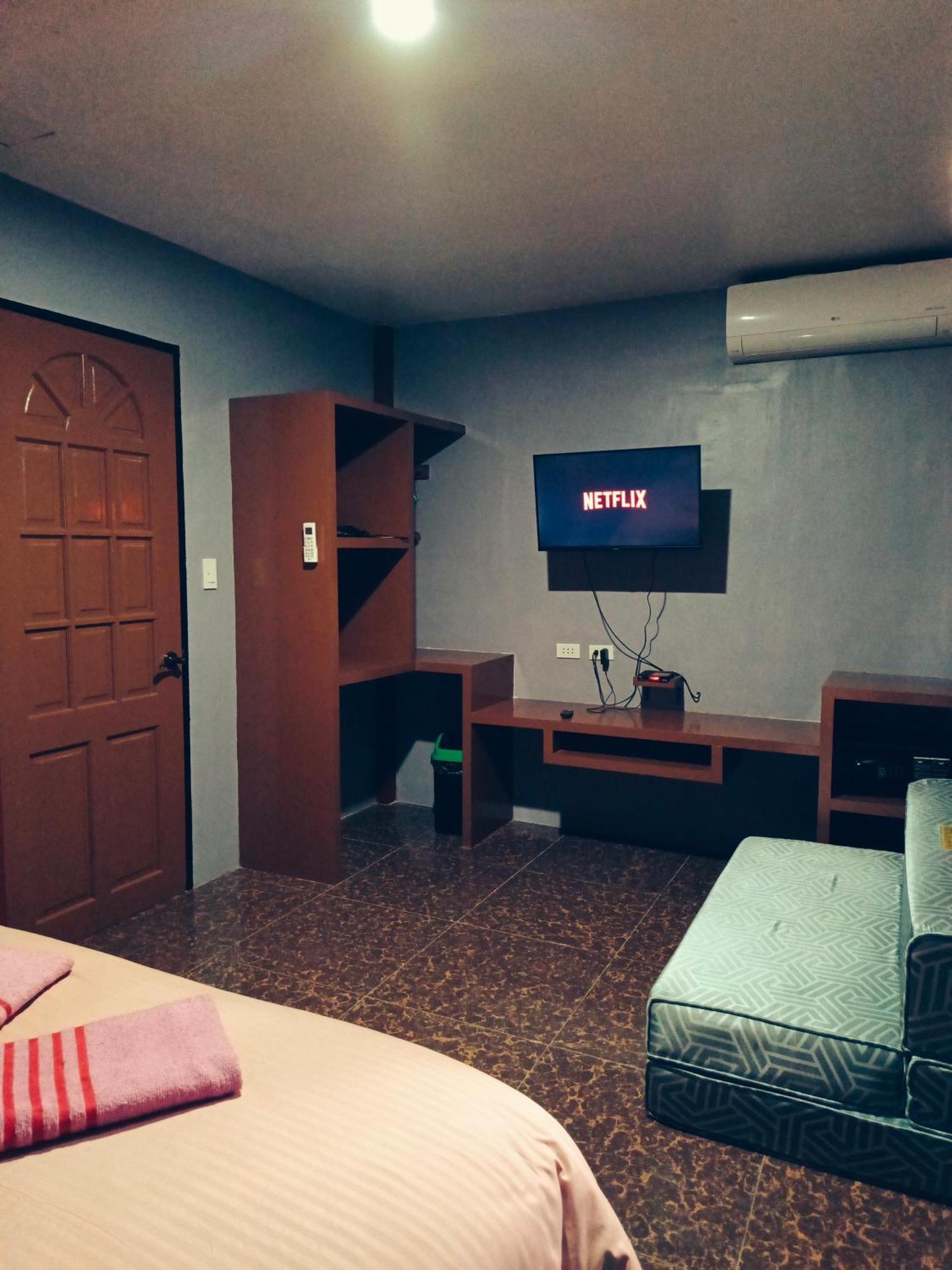 Peace Lily Studio Apartments Panglao Exteriér fotografie